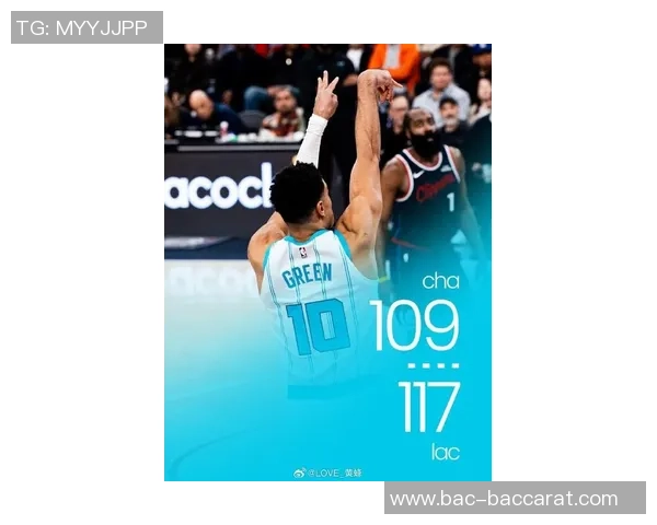 鲍威尔半场表现抢眼10中5斩获15分助攻防守全面展现实力