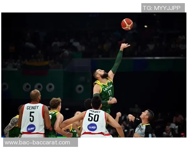 FIBA官推盘点历史经典逆转时刻米勒麦迪与立陶宛后卫的精彩表现